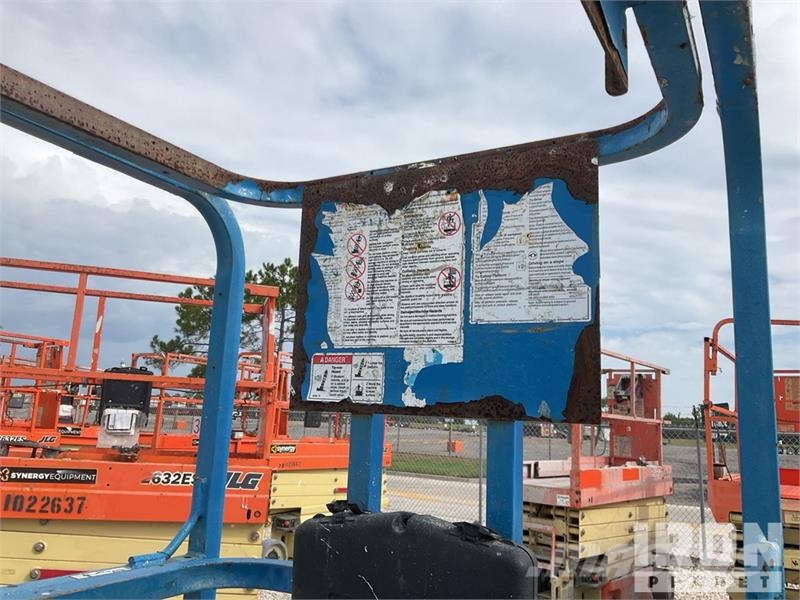 Genie GS-1930 Electric Scissor Lift Škarjaste dvižne ploščadi