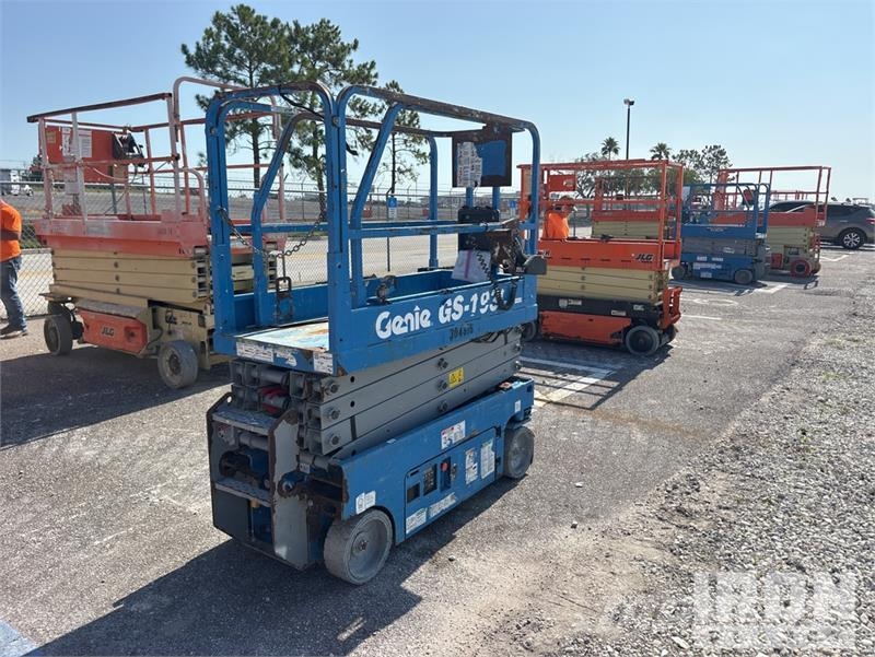 Genie GS-1930 Electric Scissor Lift Škarjaste dvižne ploščadi