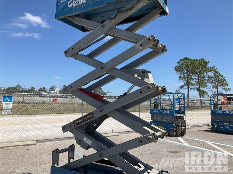 Genie GS-1930 Electric Scissor Lift Elevadores de tesoura