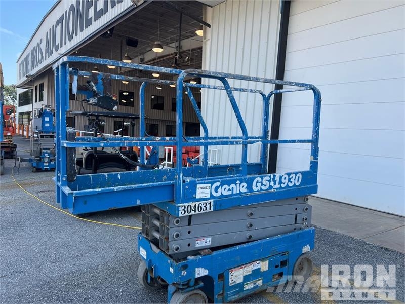 Genie GS-1930 Electric Scissor Lift シザースリフト