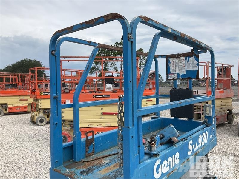 Genie GS-1930 Electric Scissor Lift Škarjaste dvižne ploščadi