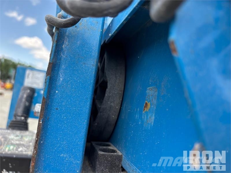 Genie GS-3232 Electric Scissor Lift Elevadores de tesoura