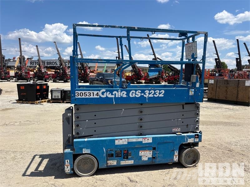 Genie GS-3232 Electric Scissor Lift Elevadores de tesoura