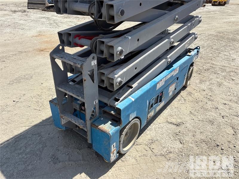 Genie GS-3232 Electric Scissor Lift Elevadores de tesoura