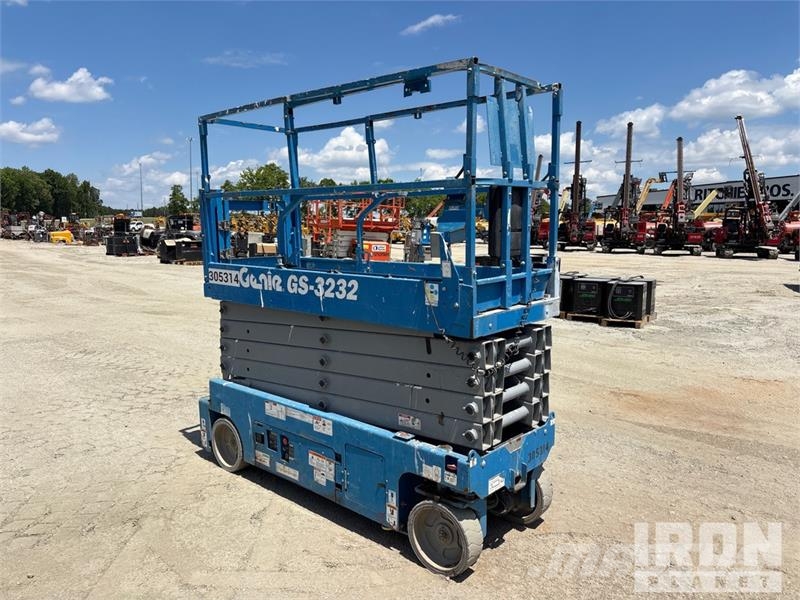 Genie GS-3232 Electric Scissor Lift Elevadores de tesoura