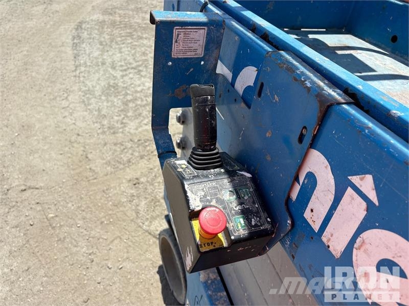 Genie GS-3232 Electric Scissor Lift Elevadores de tesoura