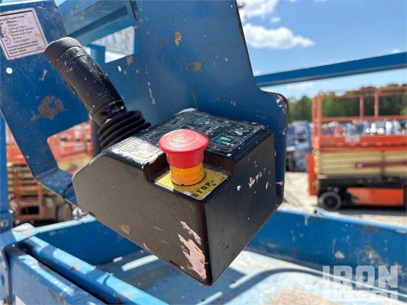 Genie GS-3232 Electric Scissor Lift Elevadores de tesoura