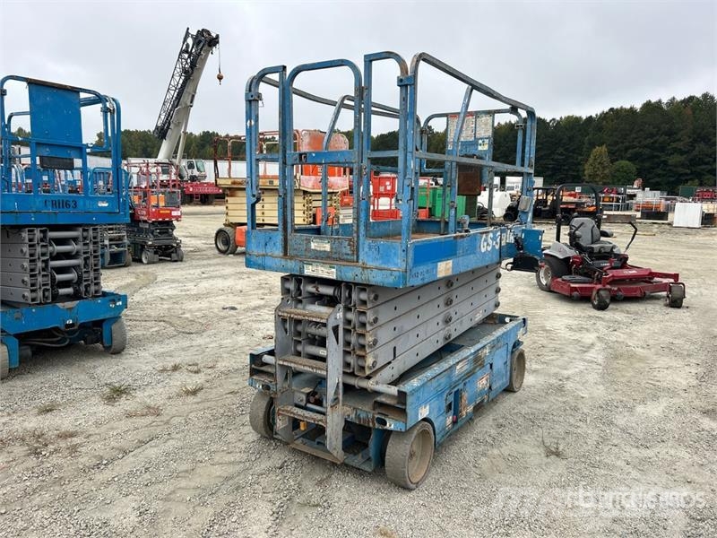 Genie GS-3246 Electric Scissor Lift Scheren-Arbeitsbühnen