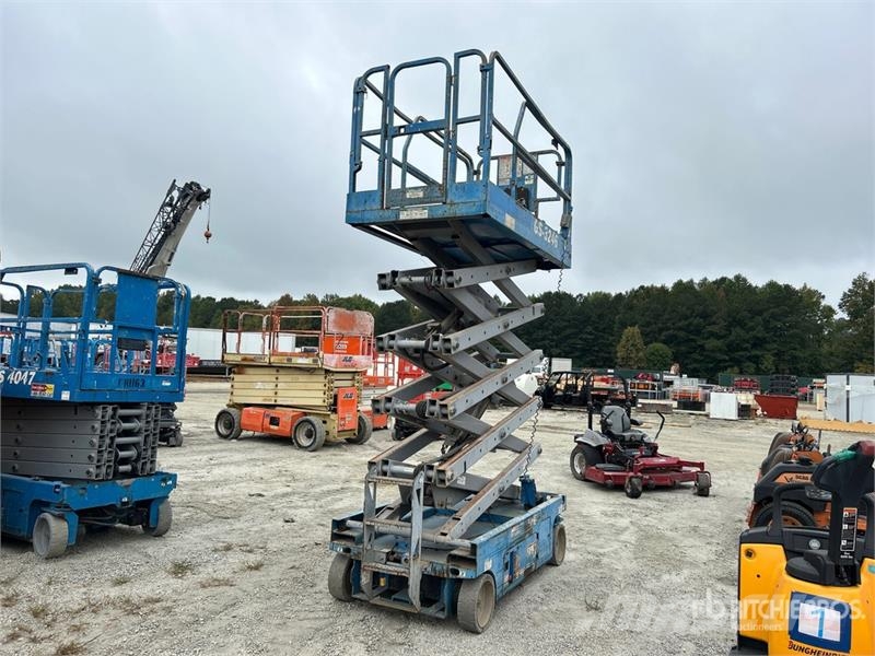 Genie GS-3246 Electric Scissor Lift Scheren-Arbeitsbühnen
