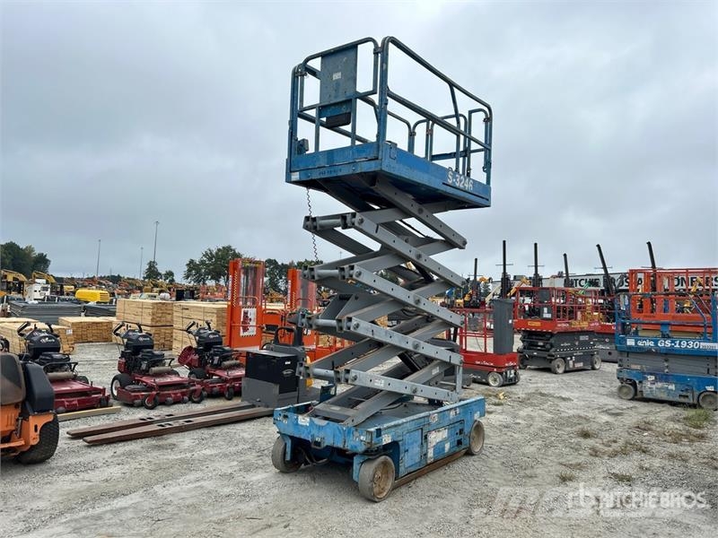 Genie GS-3246 Electric Scissor Lift Scheren-Arbeitsbühnen