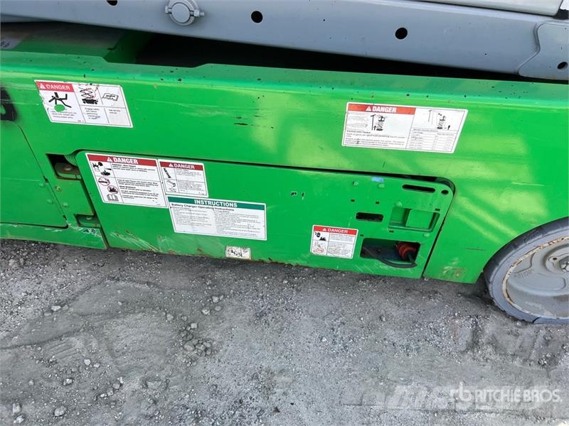 Genie GS-3246 Electric Scissor Lift Elevadores de tesoura