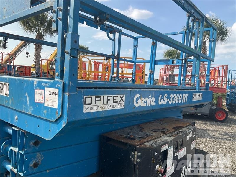 Genie GS-3369RT Elevadores de tesoura