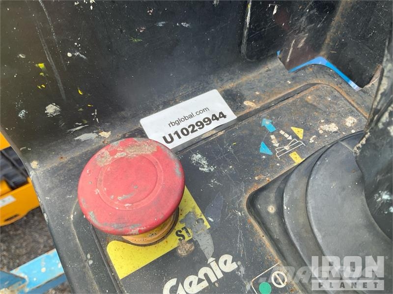 Genie GS-3369RT Elevadores de tesoura