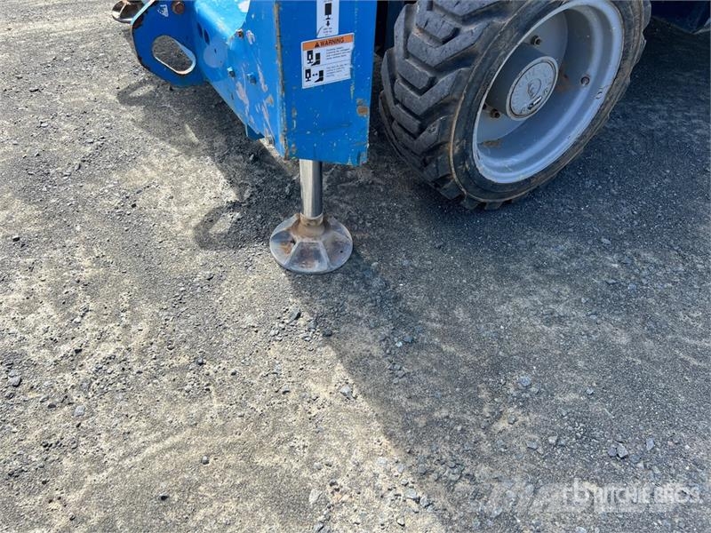 Genie GS-4390 Škarjaste dvižne ploščadi
