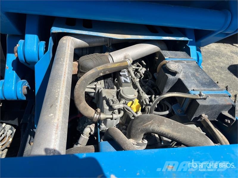 Genie GS-4390 Škarjaste dvižne ploščadi