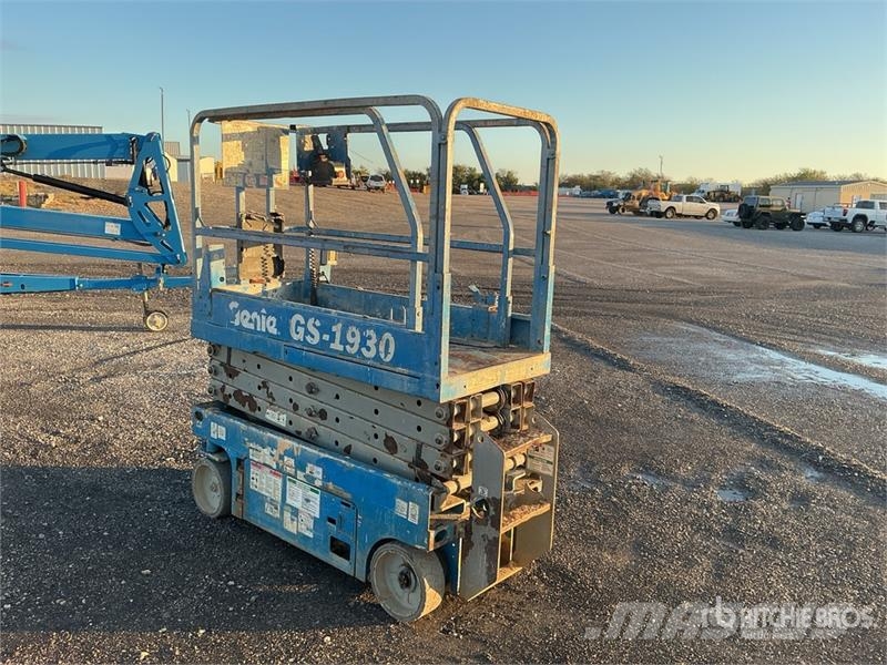 Genie GS1930 Electric Scissor Lift Elevadores de tesoura