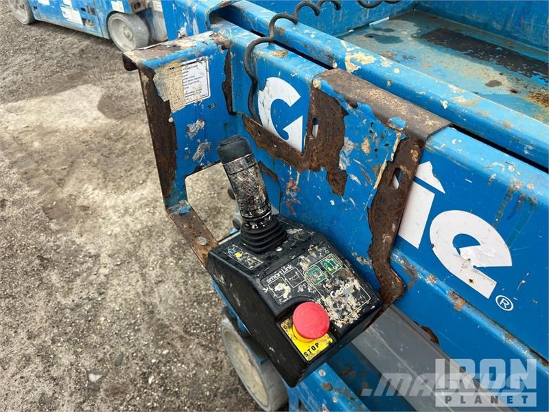 Genie GS1930 Electric Scissor Lift Škarjaste dvižne ploščadi