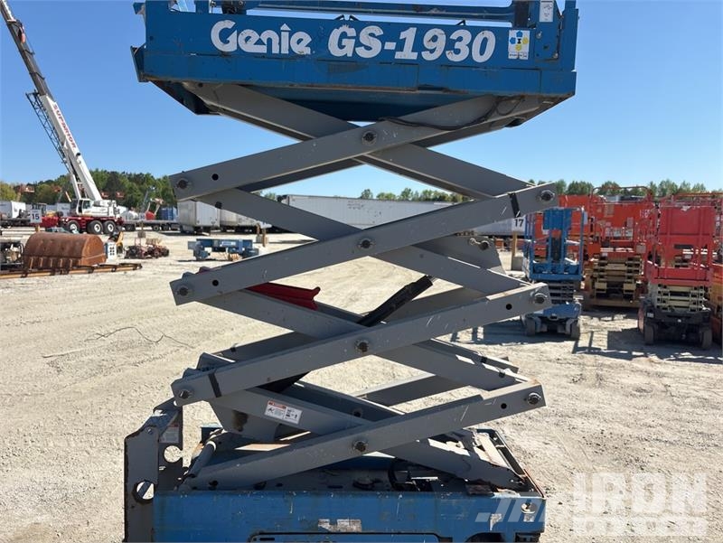 Genie GS1930 Electric Scissor Lift Šķerveida pacēlāji
