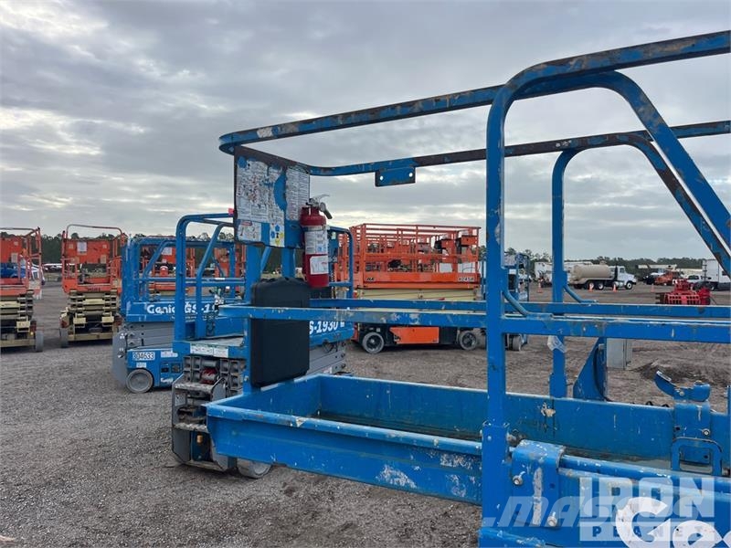 Genie GS1930 Electric Scissor Lift Škarjaste dvižne ploščadi