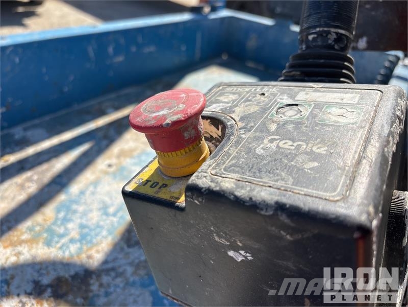 Genie GS1930 Electric Scissor Lift Saksilavat