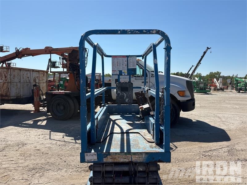 Genie GS1930 Electric Scissor Lift Saksilavat
