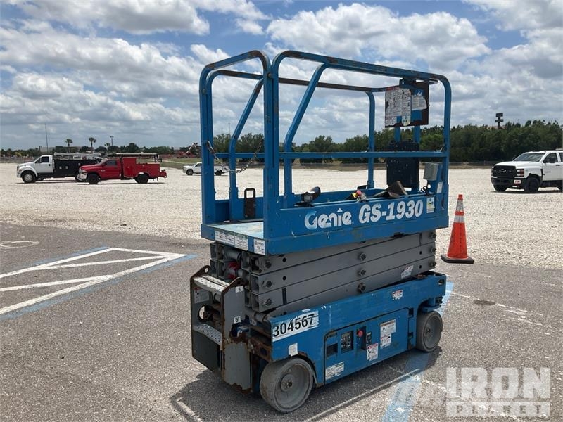 Genie GS1930 Electric Scissor Lift 剪叉式升降机