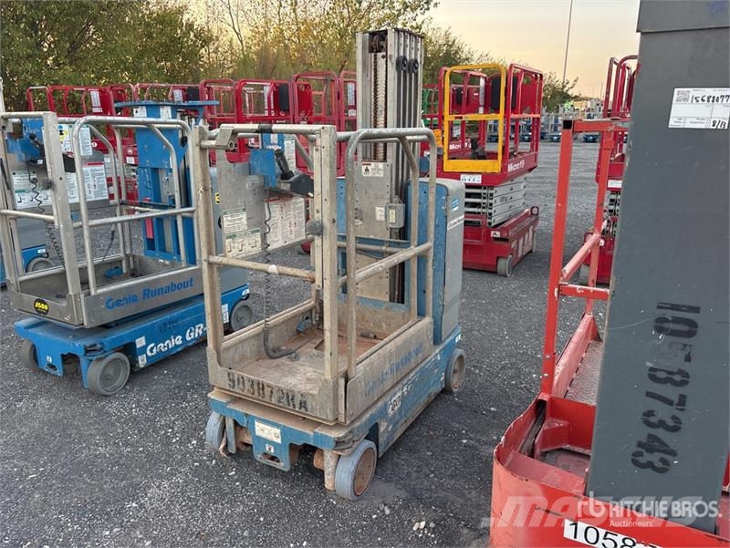 Genie GS2632 Vertical Mast Lift Used Personnel lifts and access elevators