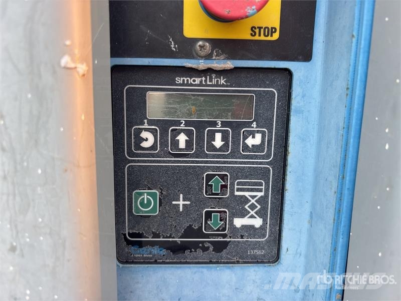 Genie GS2632 Vertical Mast Lift Used Personnel lifts and access elevators