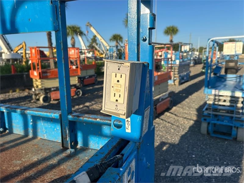 Genie GS3246 Electric Scissor Lift Schaarhoogwerkers