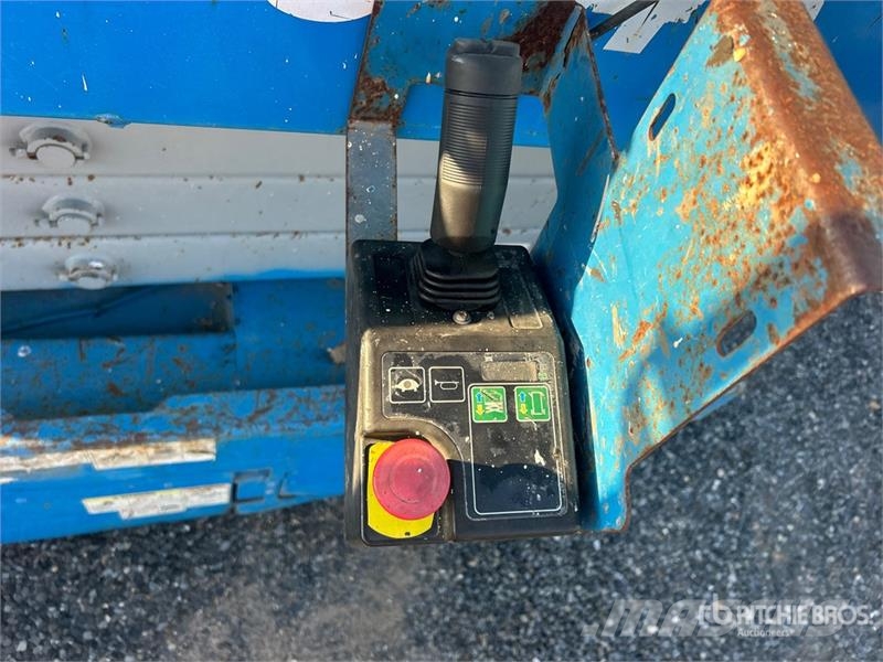 Genie GS3246 Electric Scissor Lift Schaarhoogwerkers