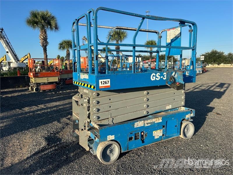 Genie GS3246 Electric Scissor Lift Schaarhoogwerkers