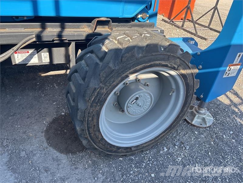 Genie GS4390 Diesel Scissor Lift Šķerveida pacēlāji