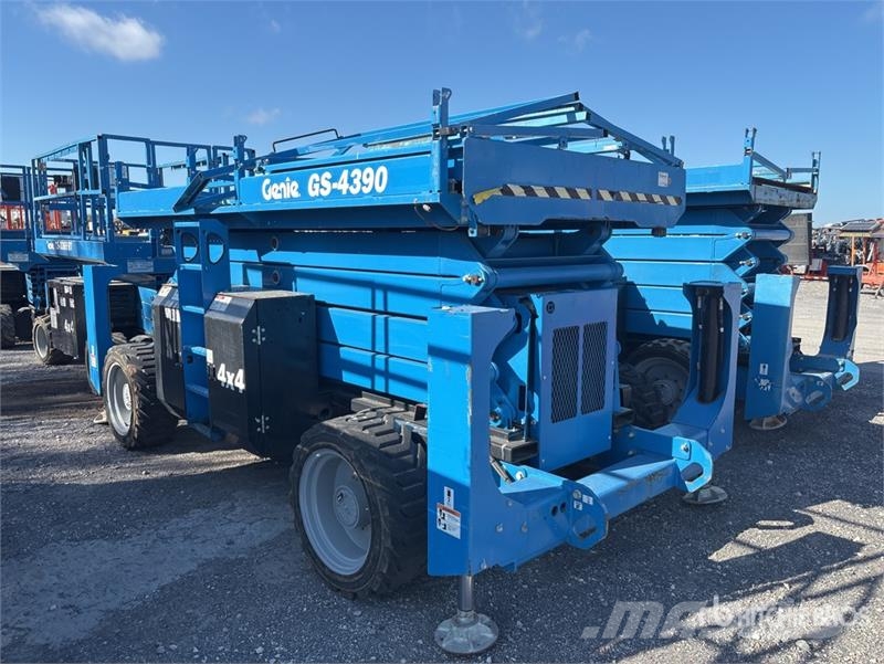 Genie GS4390 Diesel Scissor Lift Šķerveida pacēlāji