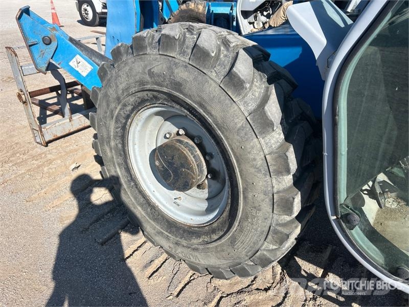 Genie GTH-1056 Telescopic handlers