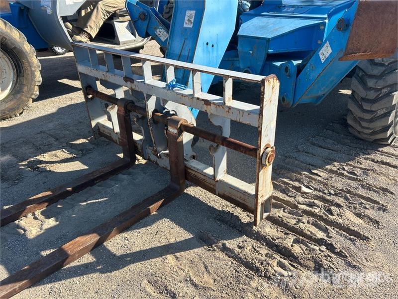 Genie GTH-1056 Telescopic handlers