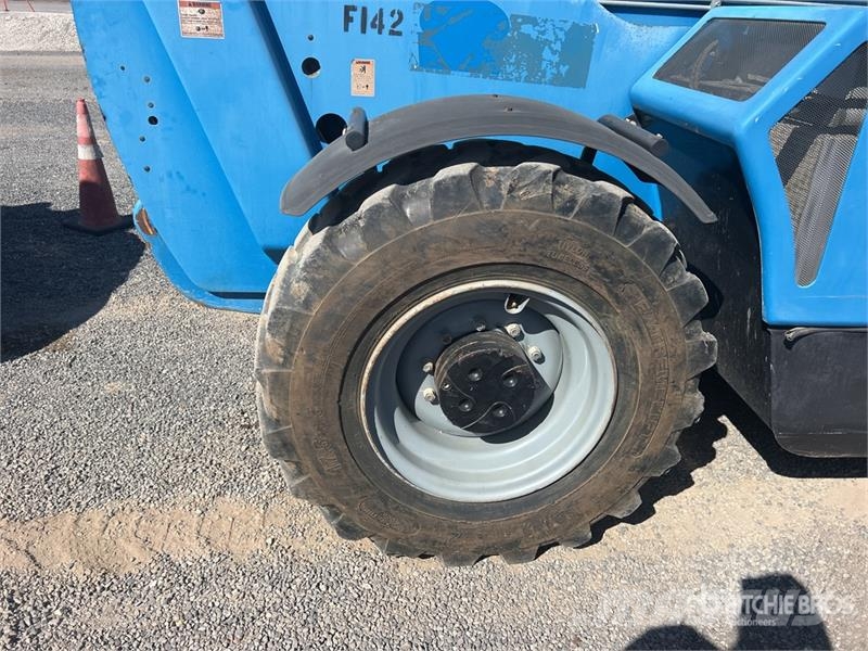 Genie GTH-1256 Telehandler 伸縮臂操作車