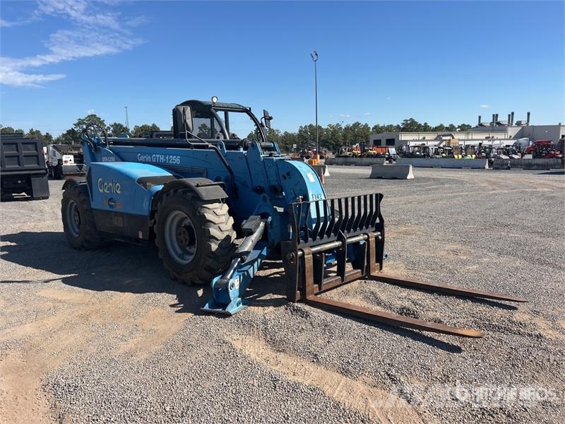 Genie GTH-1256 Telehandler 伸縮臂操作車