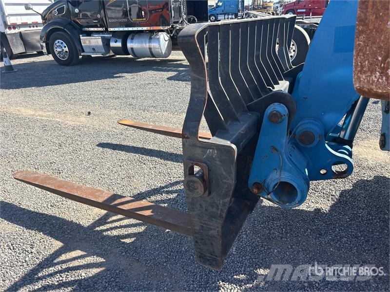 Genie GTH-1256 Telehandler 伸縮臂操作車