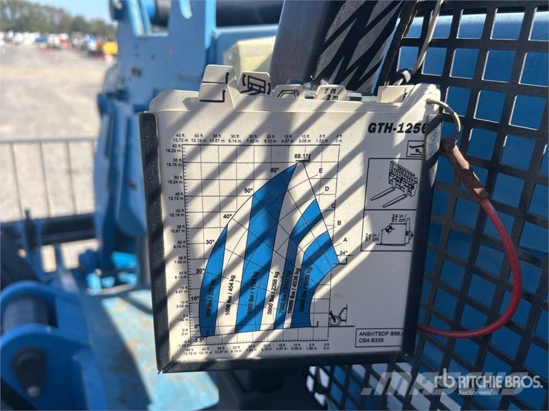 Genie GTH-1256 Telehandler 伸縮臂操作車