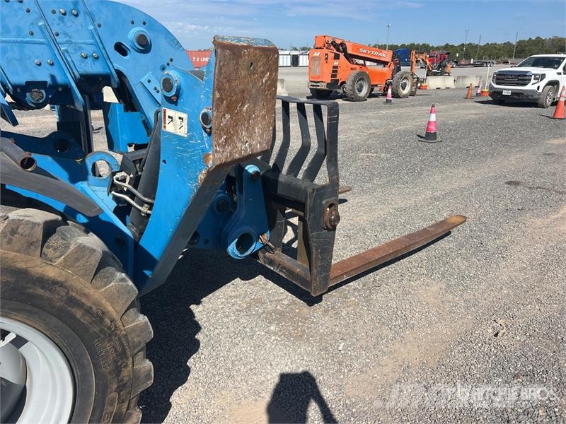 Genie GTH-1256 Telehandler 伸縮臂操作車