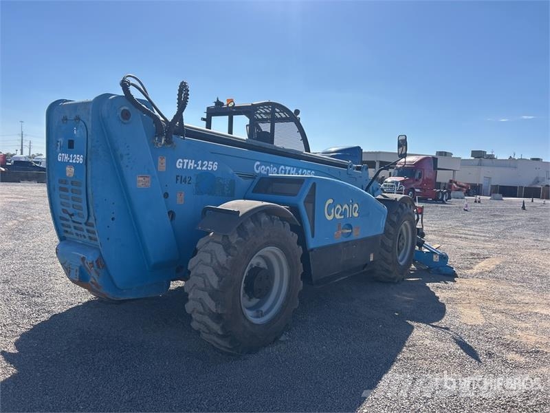Genie GTH-1256 Telehandler 伸縮臂操作車