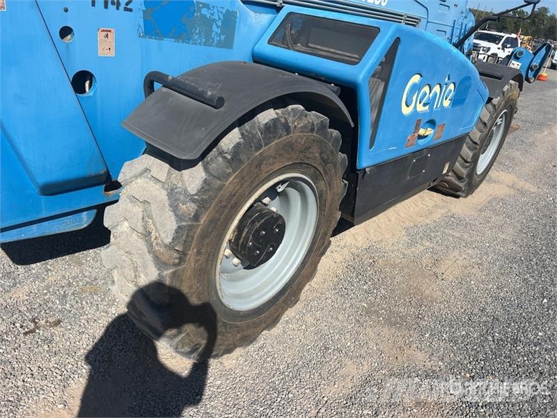 Genie GTH-1256 Telehandler 伸縮臂操作車