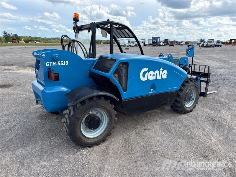 Genie GTH-5519 Teleszkópos rakodók