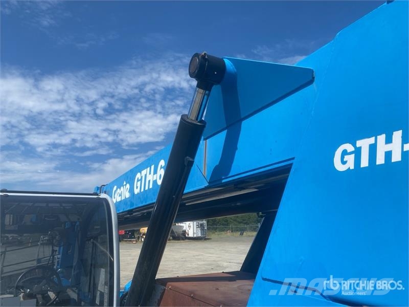 Genie GTH-644 مناولات متداخلة