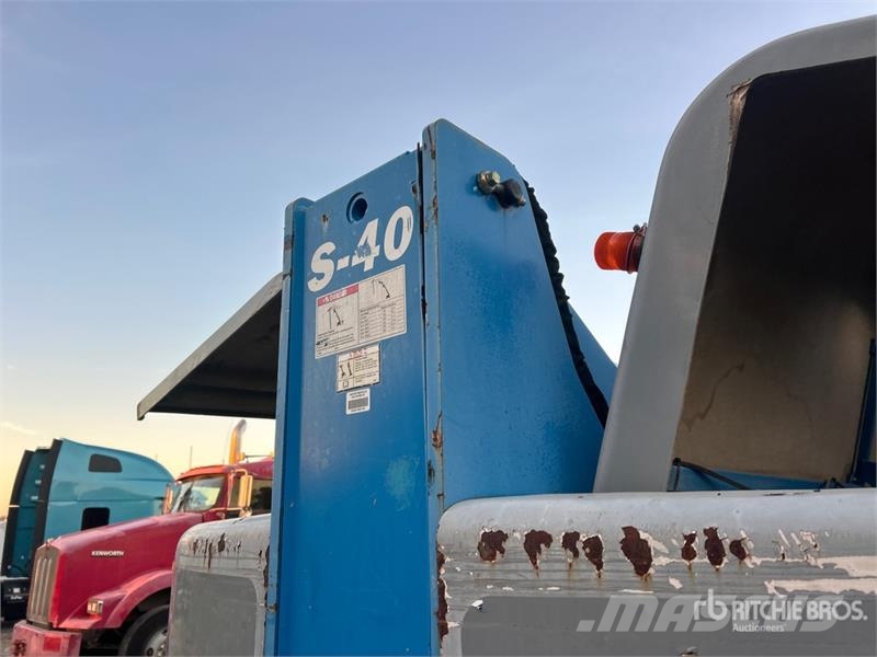 Genie S-40 伸縮臂高空作業車
