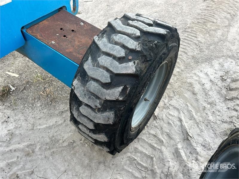 Genie S-40 伸縮臂高空作業車