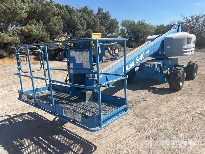 Genie S-40 4WD Diesel Telescopic Boom Lift Teleszkópos emelők