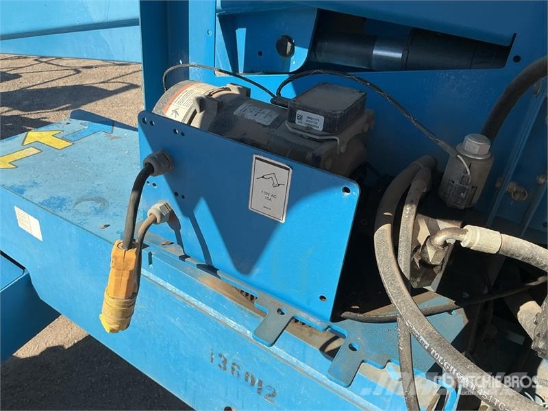 Genie S-40 4WD Diesel Telescopic Boom Lift Teleskopske podizne platforme