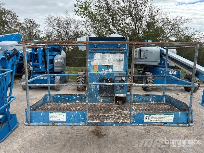 Genie S-40 4WD Dual Fuel Telescopic Boom Lift Piattaforme a braccio telescopico