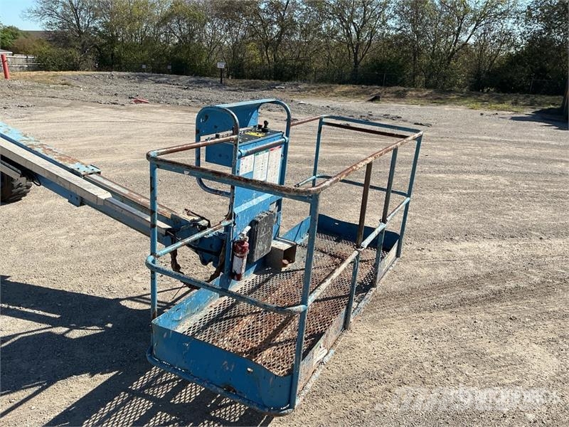 Genie S-40 4WD Dual Fuel Telescopic Boom Lift Teleskopske podizne platforme